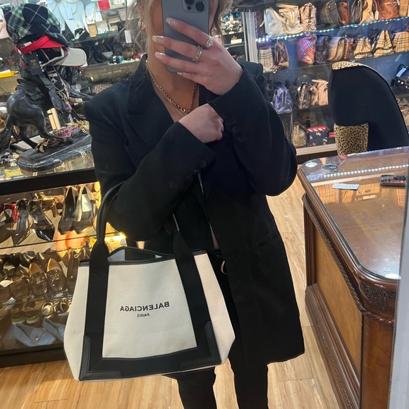 Balenciaga Cabas Canvas tote - Picture 12 of 12